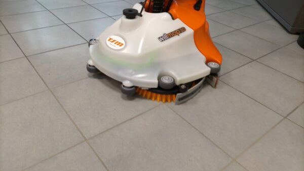 Vertical Scrubber Drier Willmop 50 – Made in Italy - Image 2